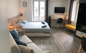 Jolis Appartements au coeur de Clermont Ferrand - Proche Jaude - WIFI et NETFLIX