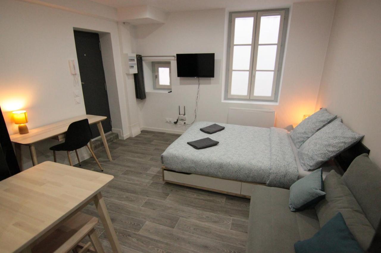 Jolis Appartements au coeur de Clermont Ferrand - Proche Jaude - WIFI et NETFLIX Extérieur photo
