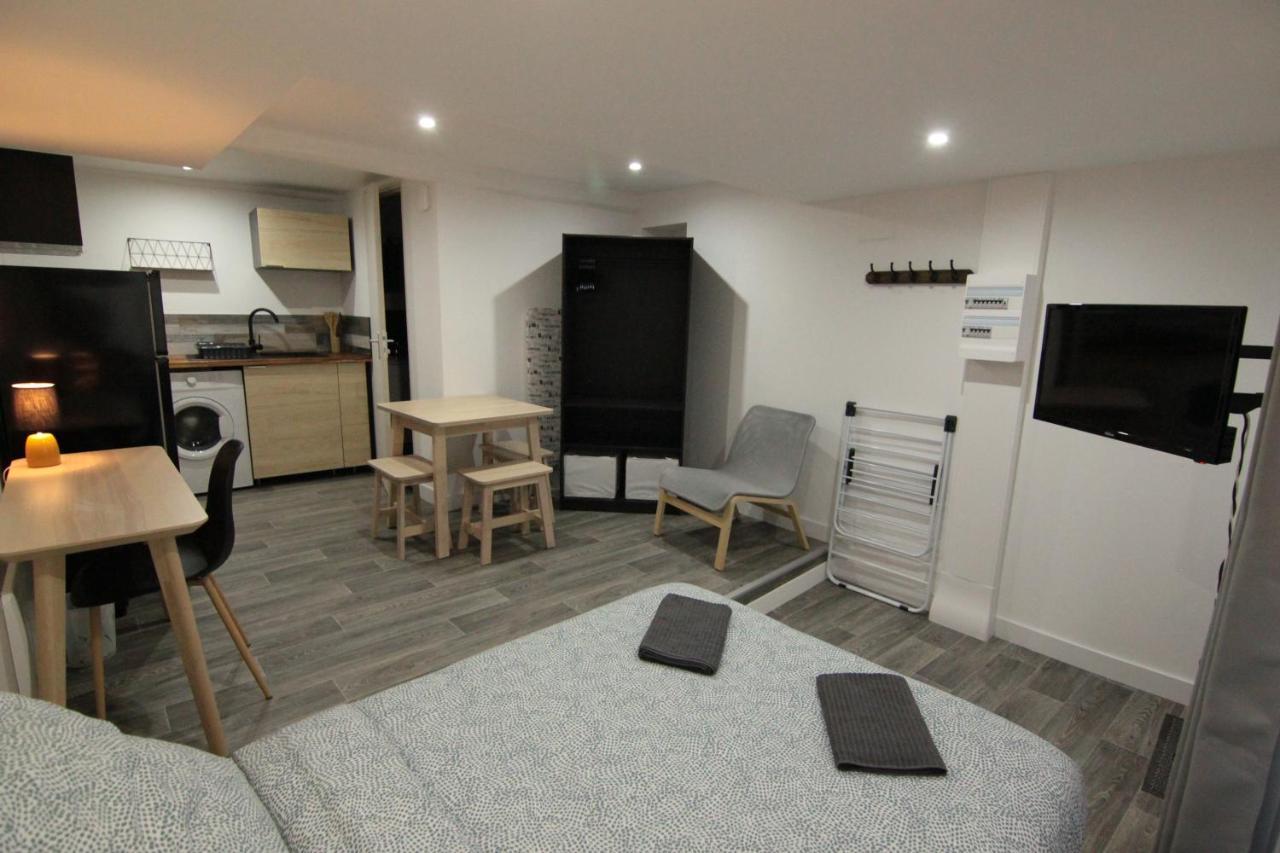 Jolis Appartements au coeur de Clermont Ferrand - Proche Jaude - WIFI et NETFLIX Extérieur photo