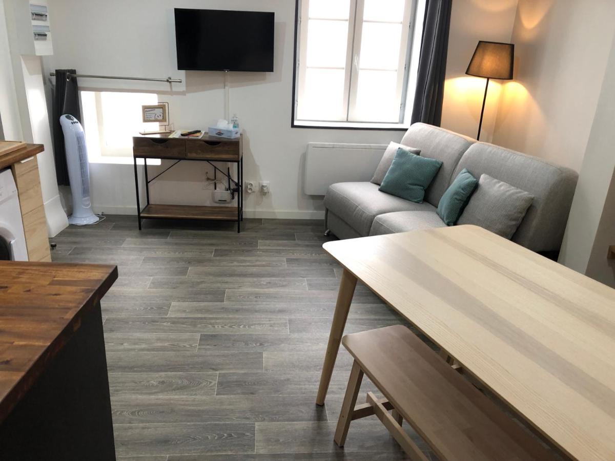 Jolis Appartements au coeur de Clermont Ferrand - Proche Jaude - WIFI et NETFLIX Extérieur photo